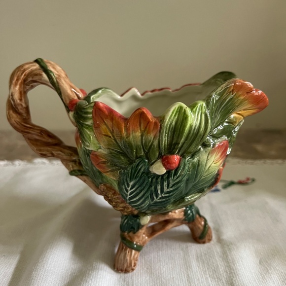 Fitz and Floyd 'Christmas Lodge' Creamer - Picture 1 of 4